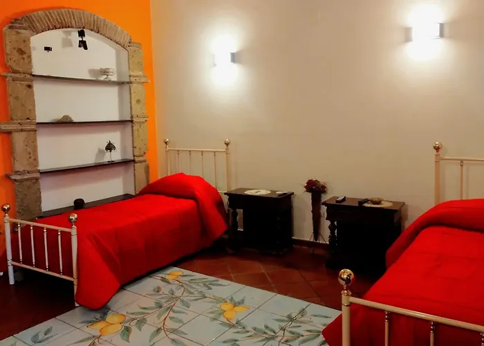 Black Stone Дом отдыха Помпеи